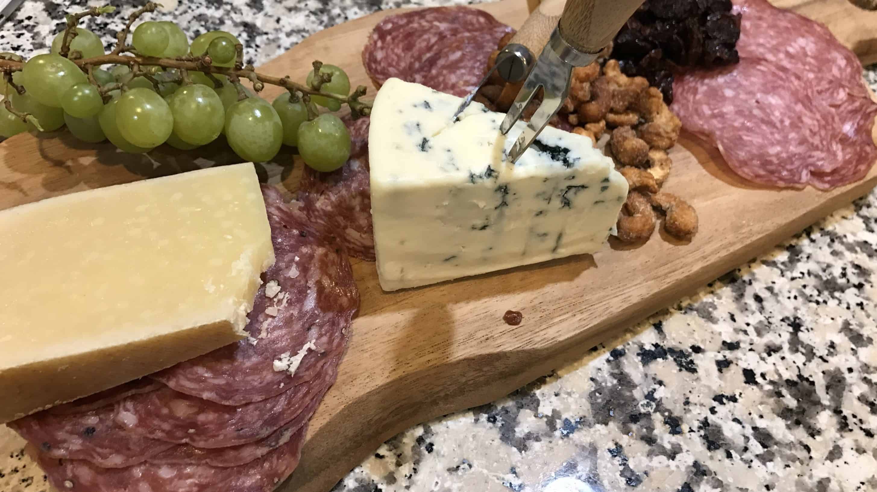 CHARCUTERIE AND CHEESE BOARDS | PARTY FOOD | APPETIZER