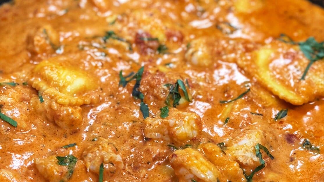 CHEESE RAVIOLI WITH SHRIMP | PASTA | WEEKNIGHT MEAL