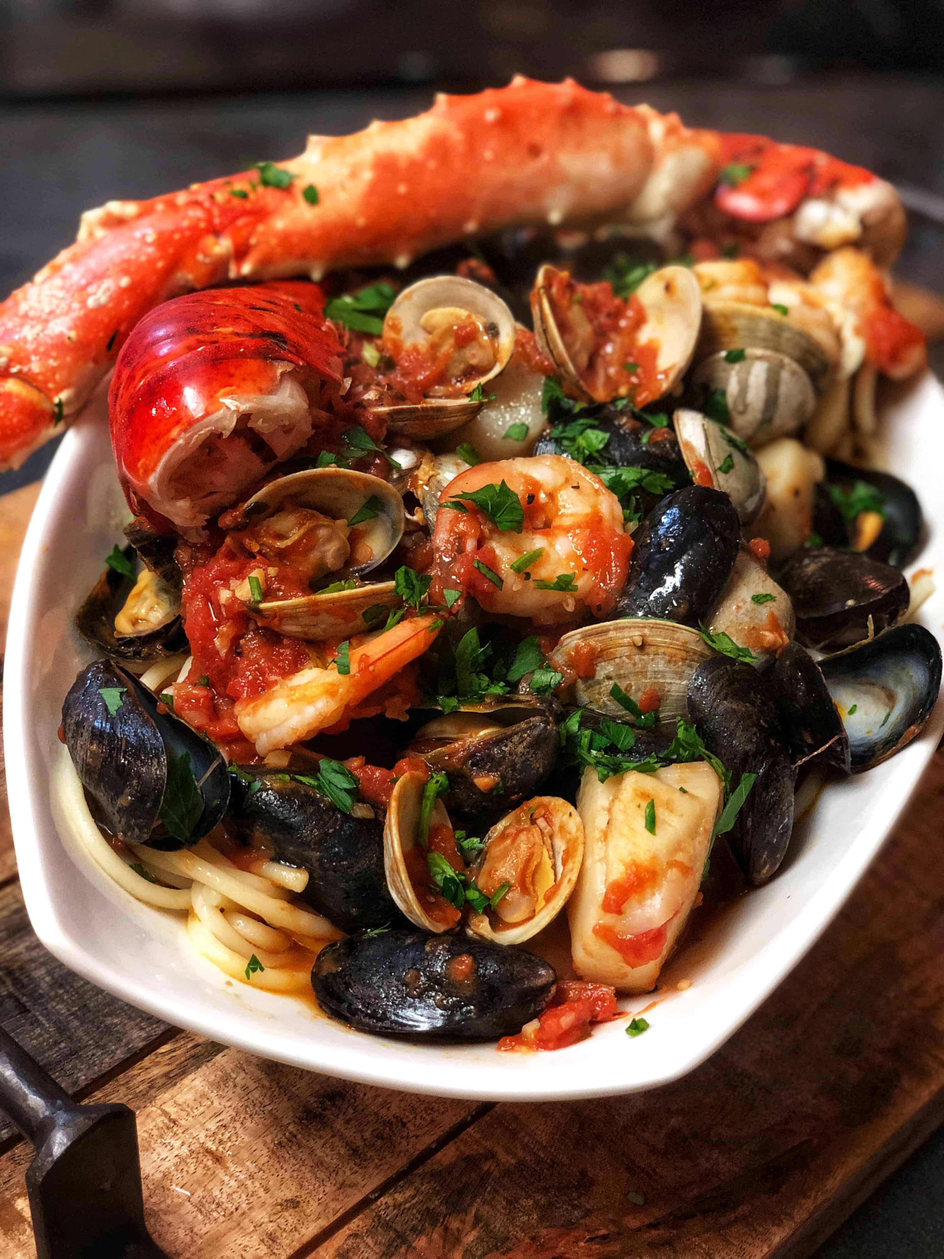 SEAFOOD PASTA FRA DIAVOLO CHARLOTTE FASHION PLATE