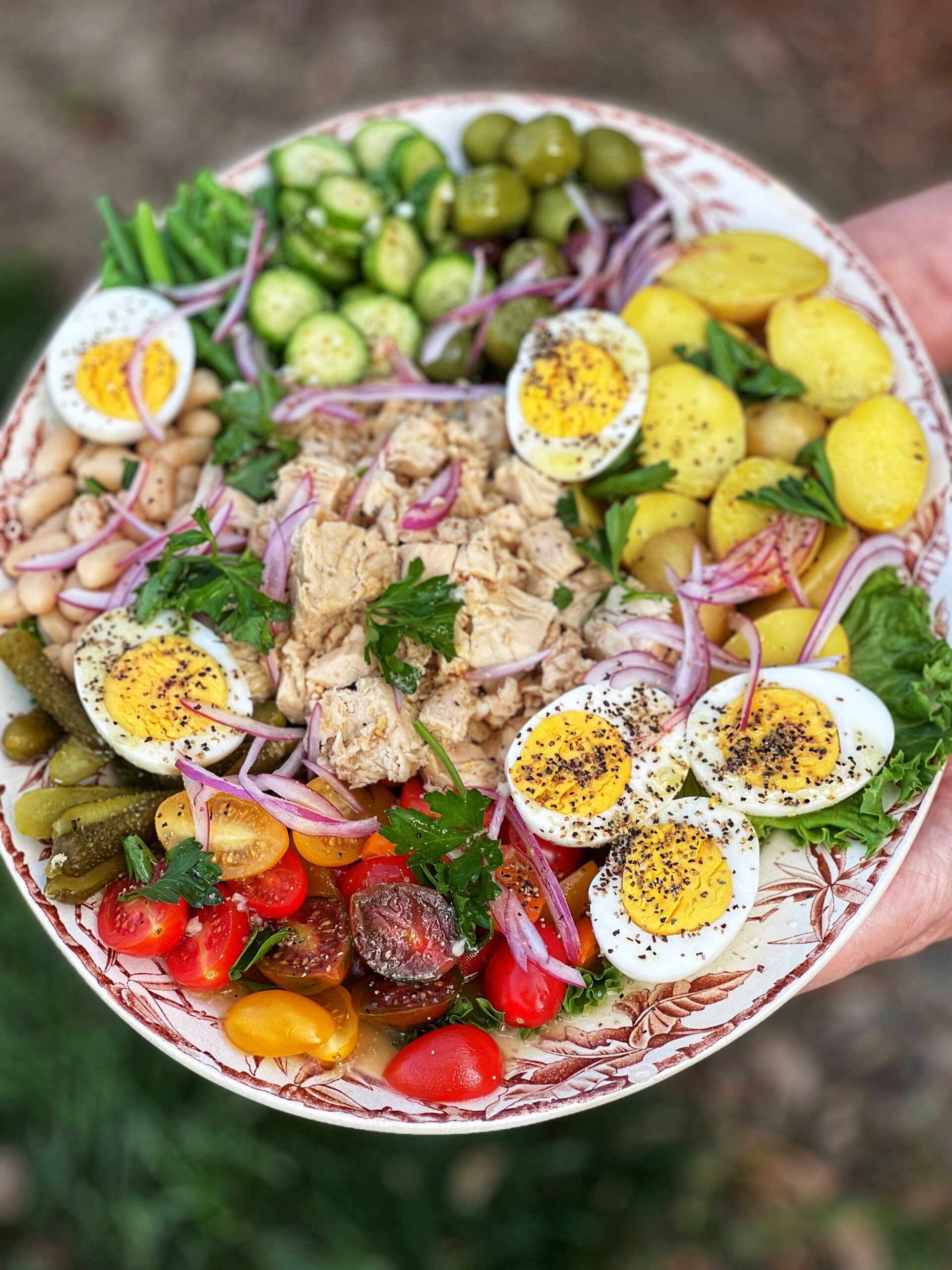 Classic Tuna Niçoise Salad | Charlotte Fashion Plate