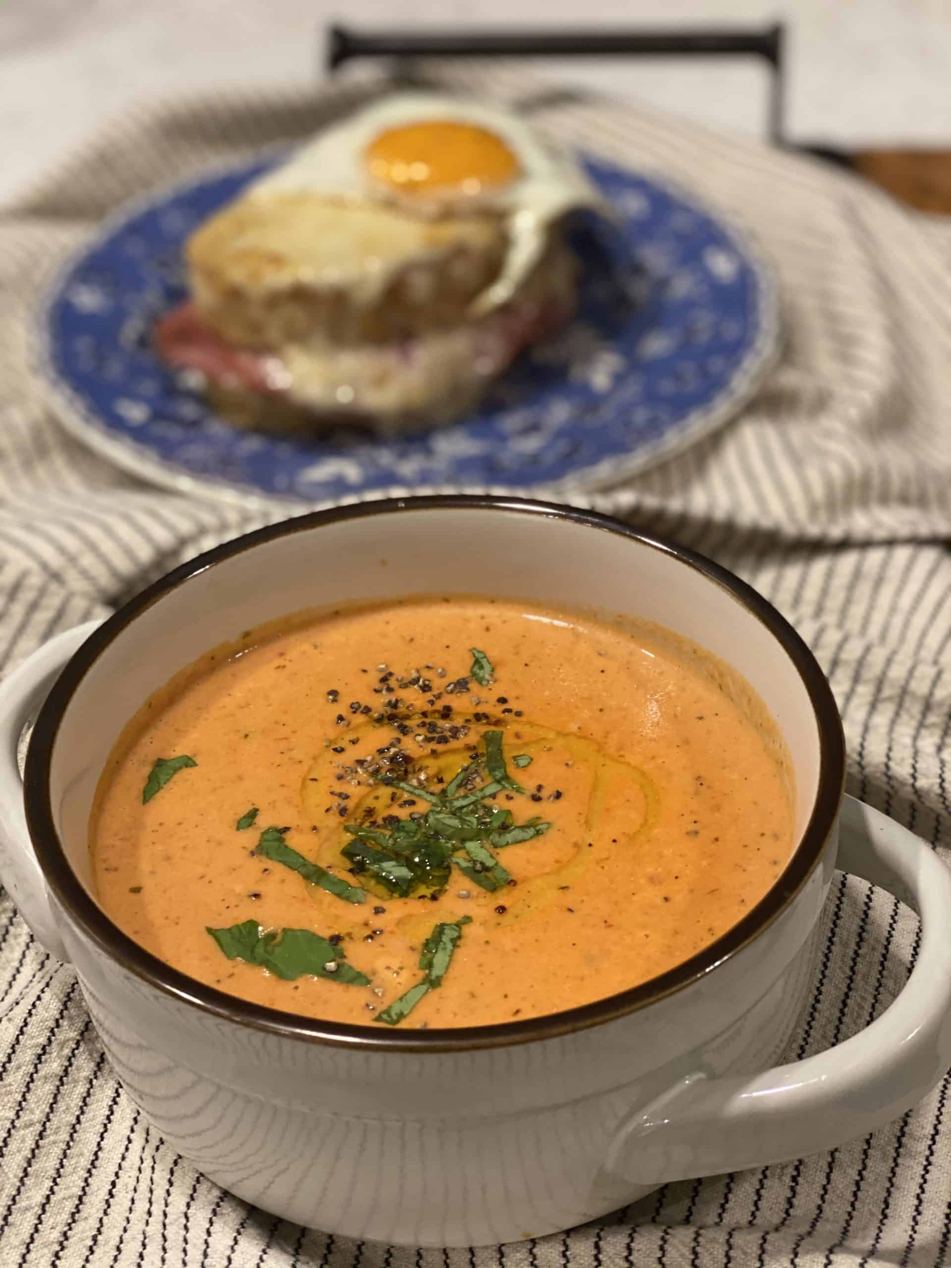 CREAMY TOMATO BASIL SOUP EASY RECIPE KETO FRIENDLY