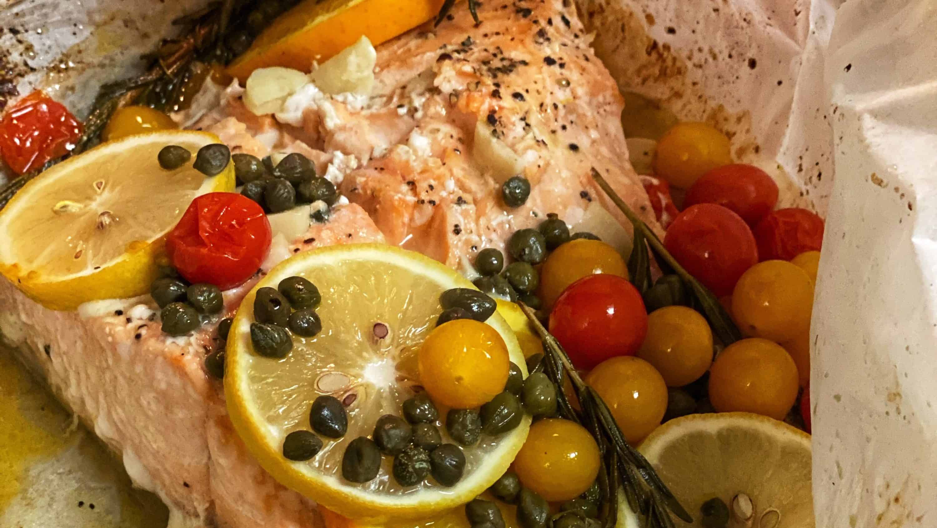 STEAMED SALMON IN PARCHMENT HEALTHY RECIPE