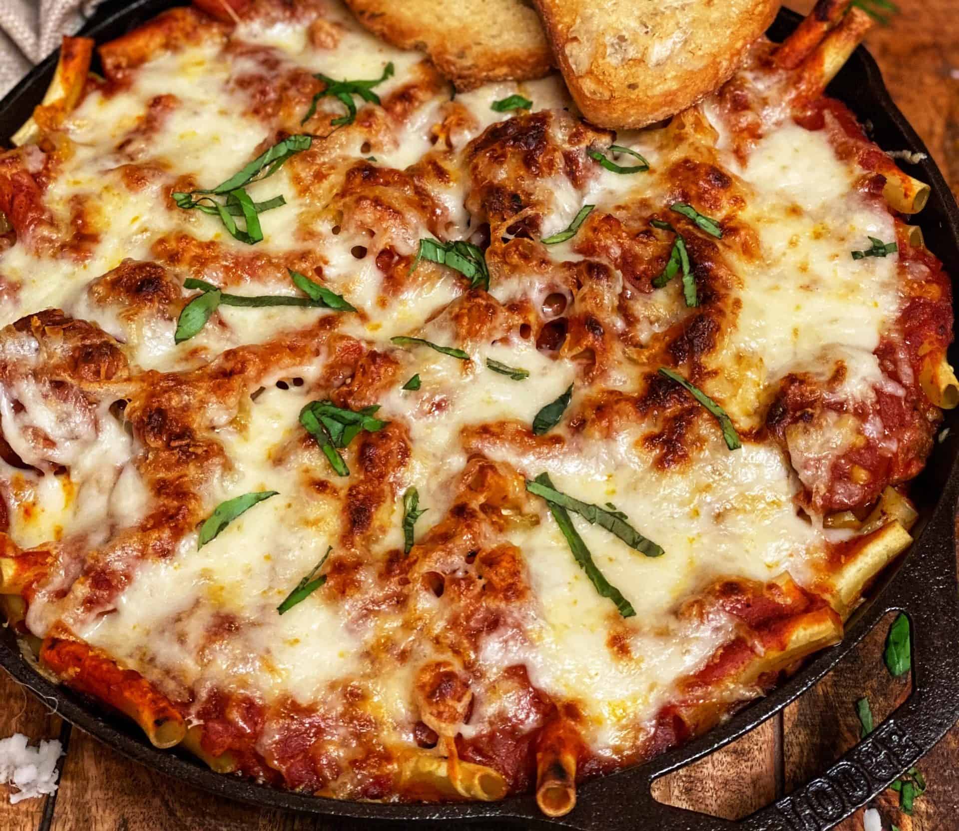 BAKED ZITI | PASTA | DINNER IDEAS | WEEKNIGHT MEAL