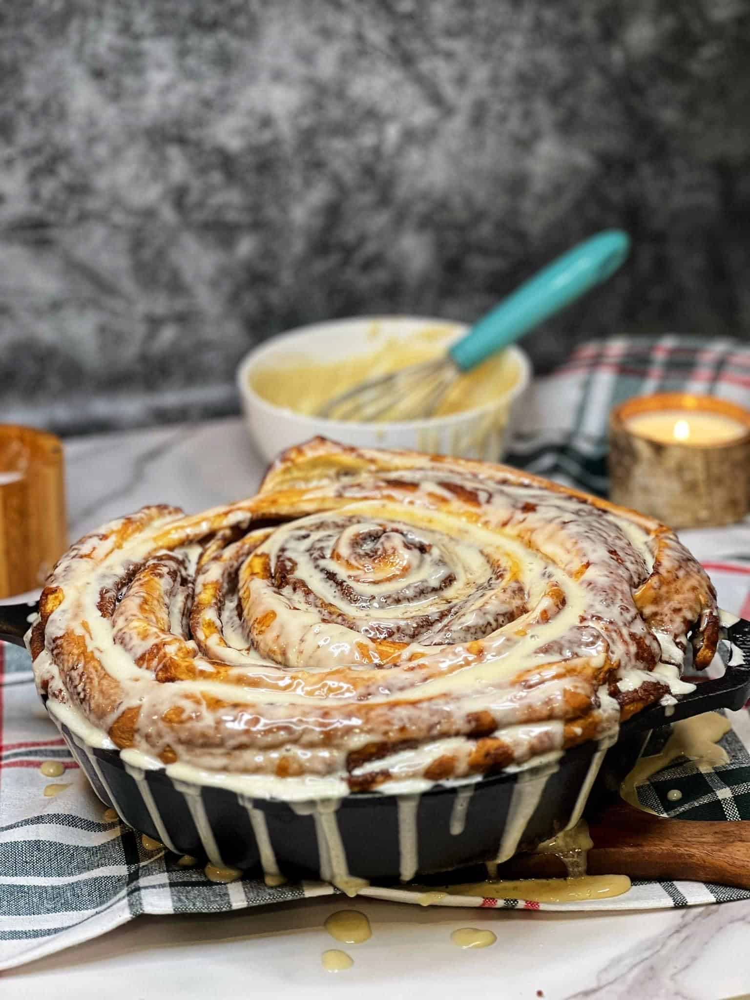 Cast Iron Cinnamon Roll | Charlotte Fashion Plate