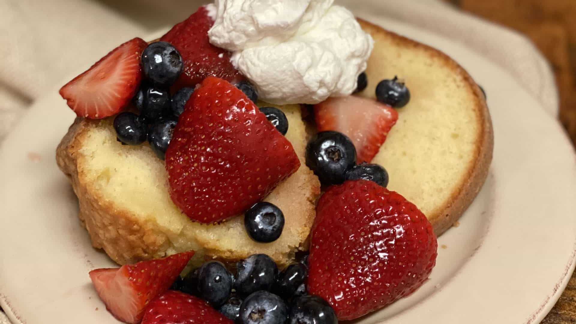 POUND CAKE | ELVIS PRESLEY | BAKING | DESSERT