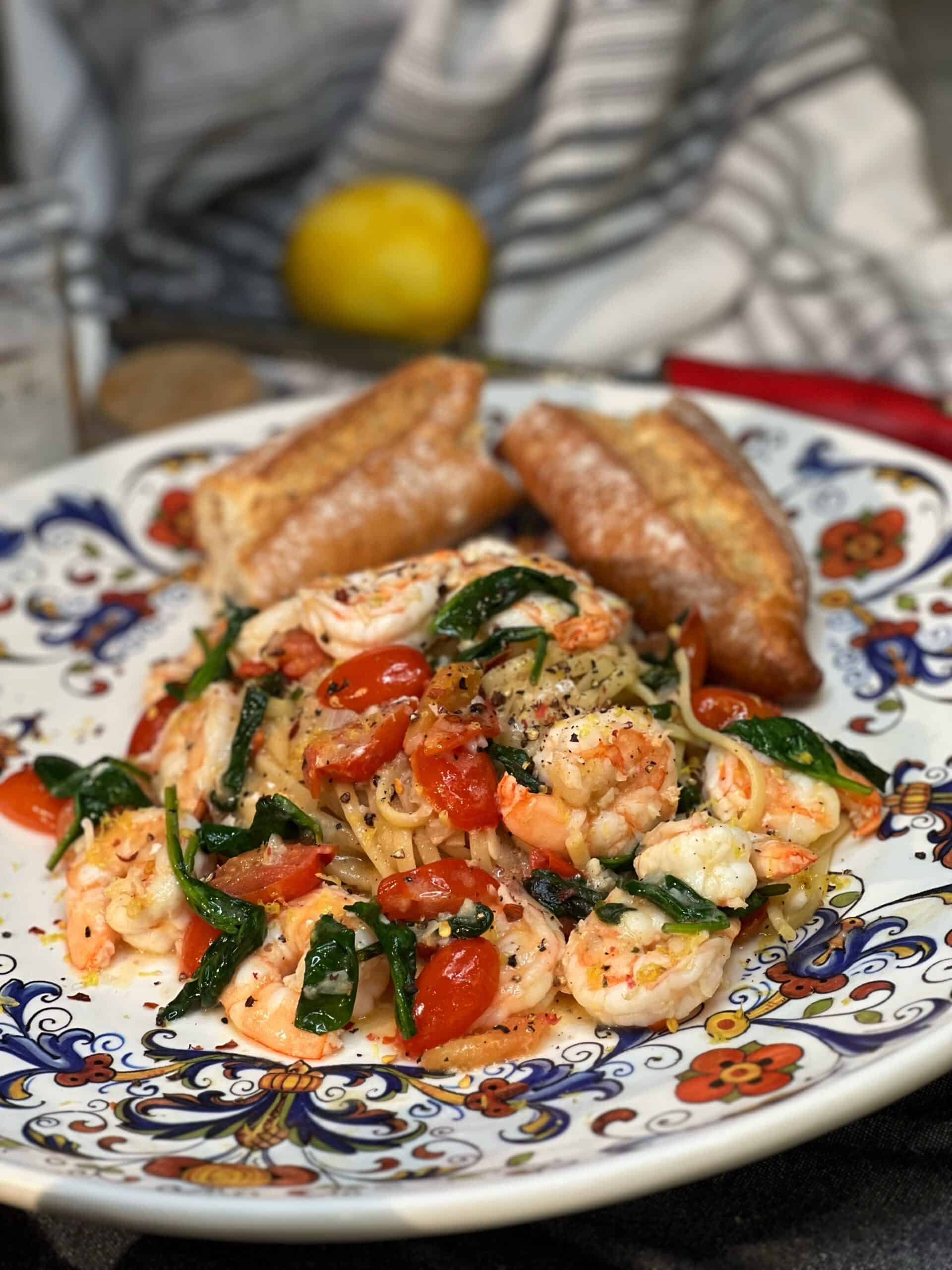 Pasta with Shrimp and Tomatoes | Easy and Quick Recipe