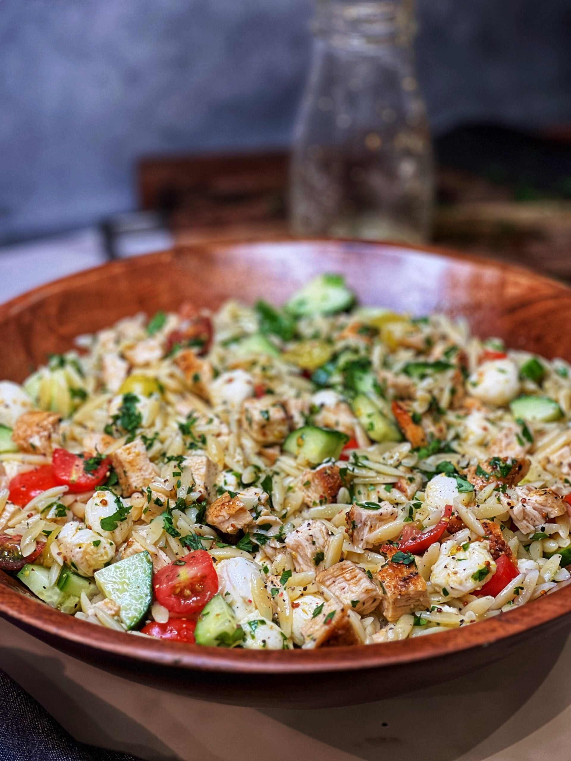 コロシアム Colosseum　サラダソーサー　オートミールボウル　4枚 Chicken Orzo Pasta Salad | Charlotte Fashion Plate